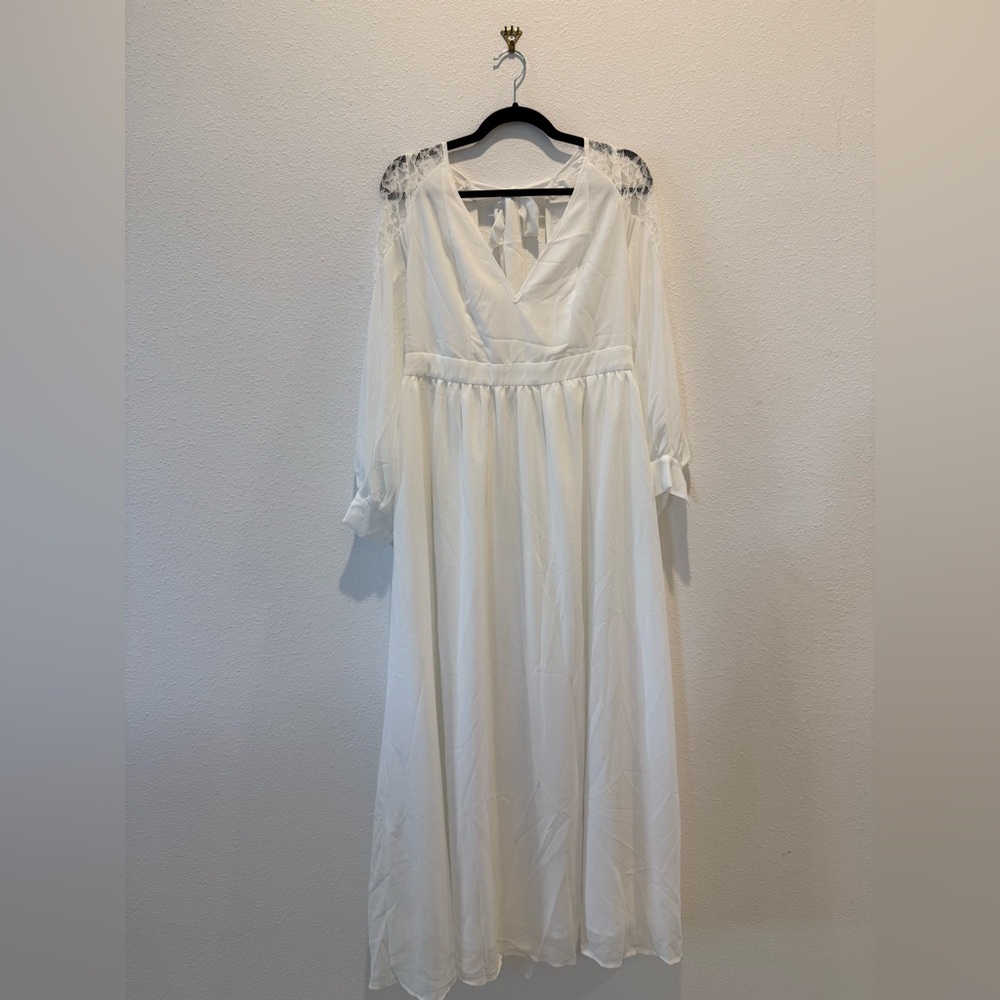 Elegant White Lace Women’s Dress
